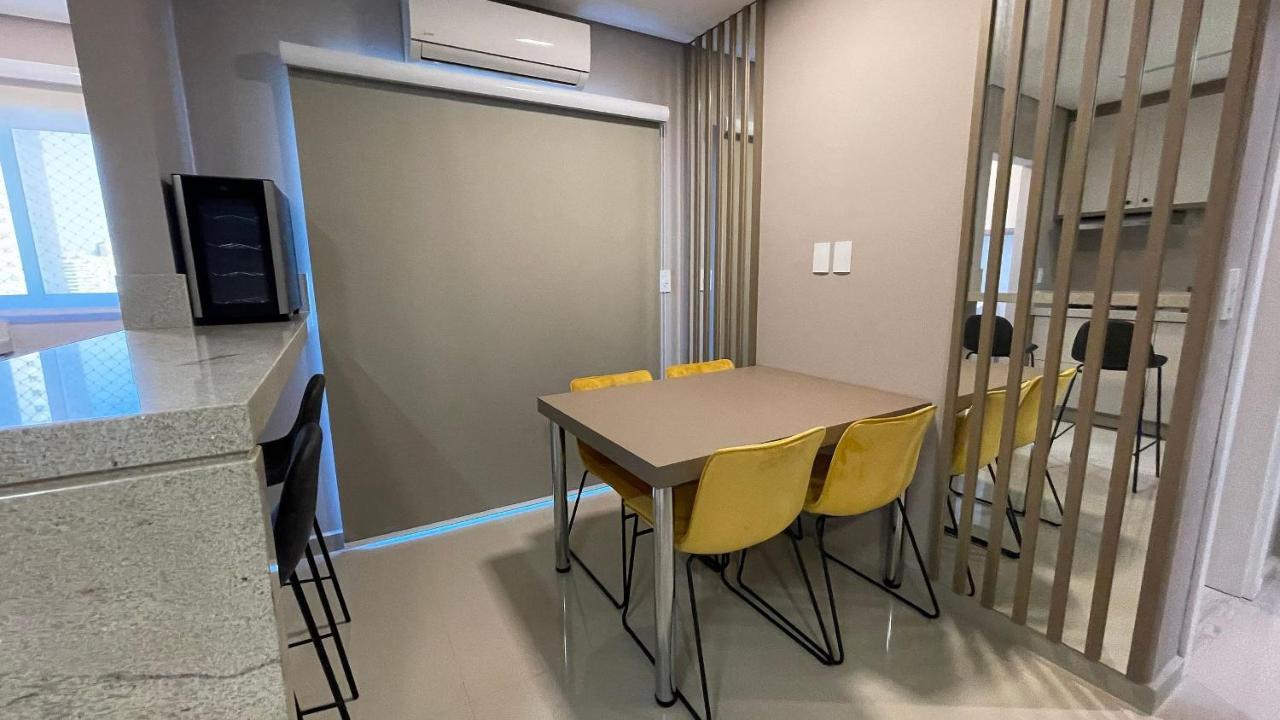 Apartamento Novinho E Confortavel No Centro De Foz フォス・ド・イグアス エクステリア 写真