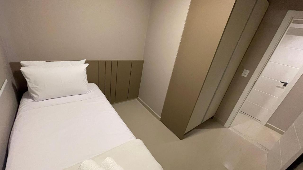 Apartamento Novinho E Confortavel No Centro De Foz フォス・ド・イグアス エクステリア 写真