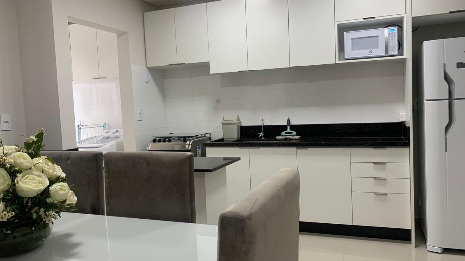 Apartamento Novinho E Confortavel No Centro De Foz フォス・ド・イグアス エクステリア 写真