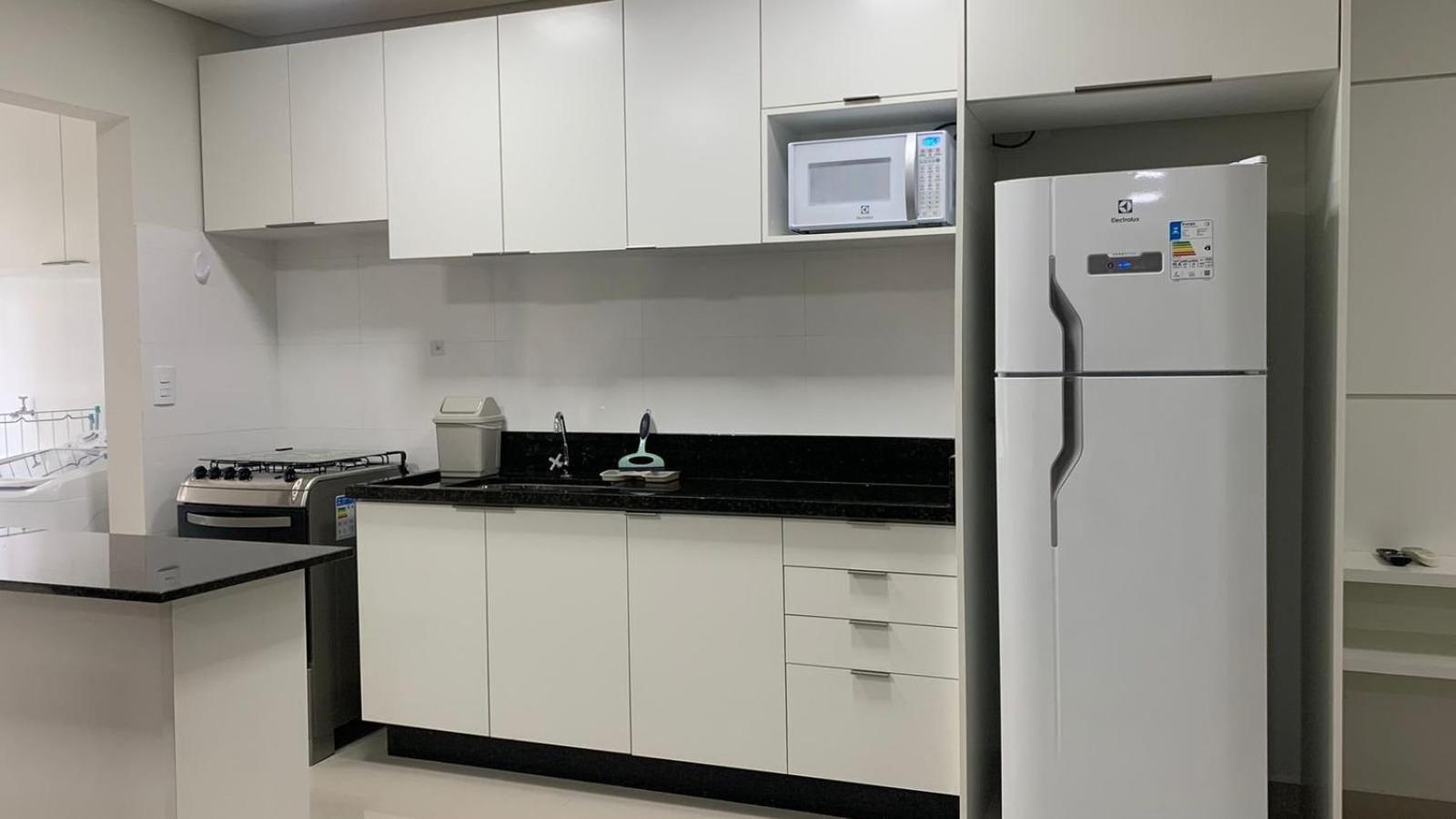 Apartamento Novinho E Confortavel No Centro De Foz フォス・ド・イグアス エクステリア 写真