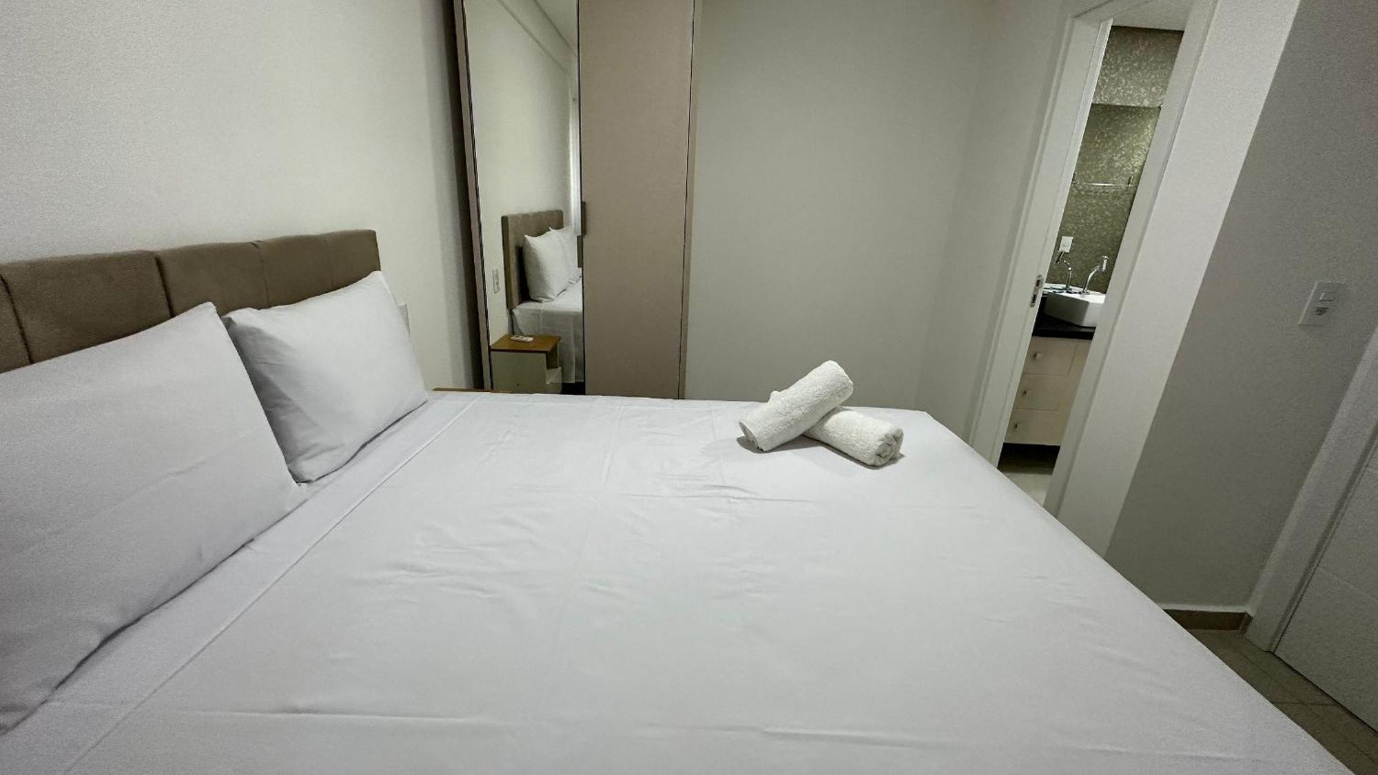 Apartamento Novinho E Confortavel No Centro De Foz フォス・ド・イグアス エクステリア 写真