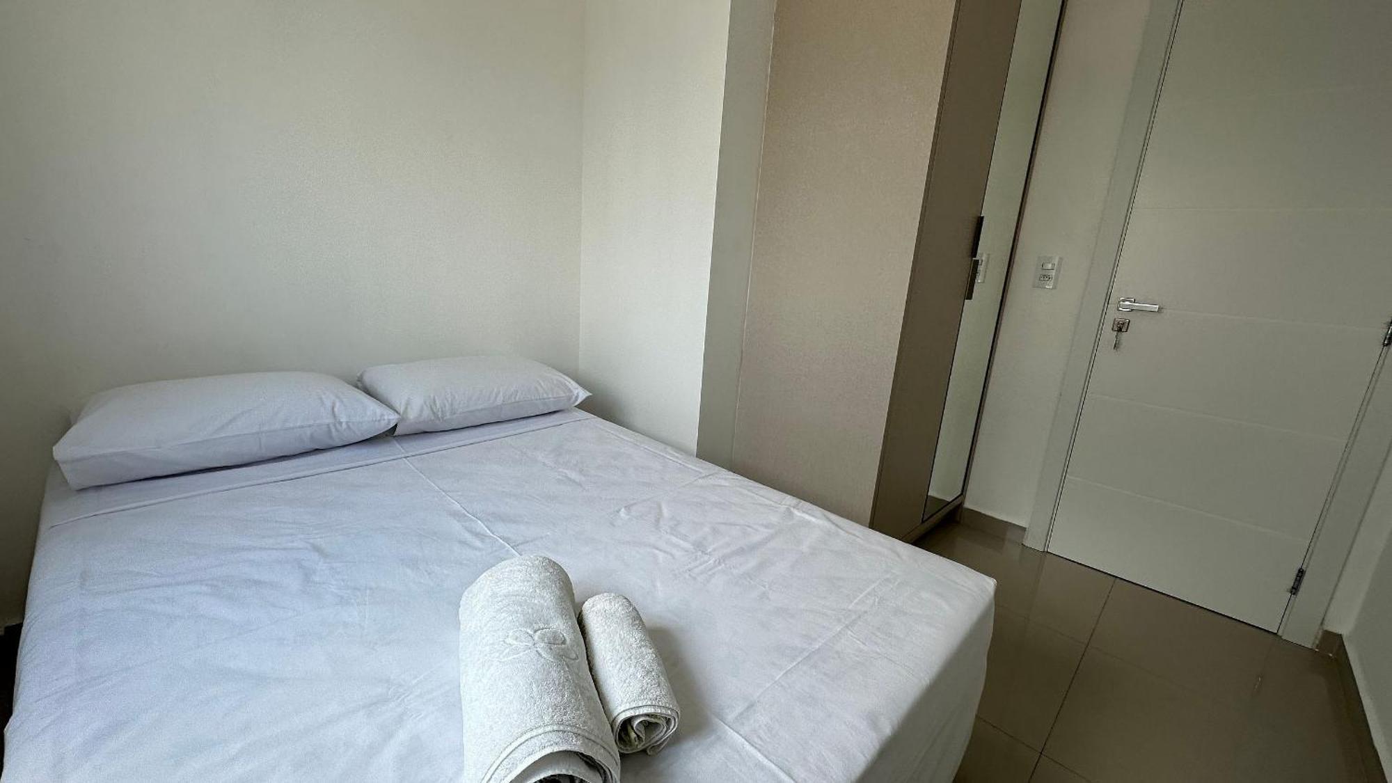 Apartamento Novinho E Confortavel No Centro De Foz フォス・ド・イグアス エクステリア 写真